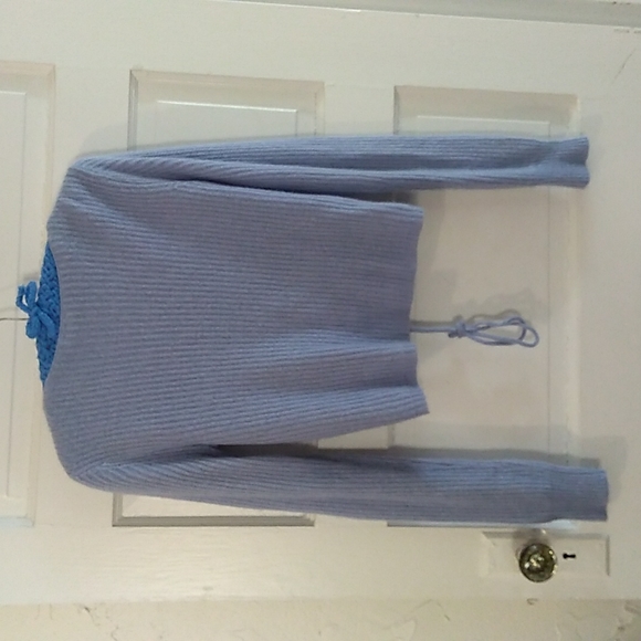 Sky & Sparrow Super Soft Cropped Sweater - Picture 5 of 9